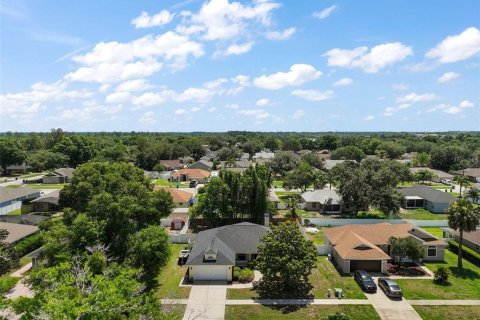 Villa ou maison à vendre à Tavares, Floride: 3 chambres, 158.49 m2 № 1742623 - photo 4