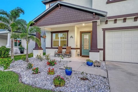House in Palmetto, Florida 5 bedrooms, 273.97 sq.m. № 2215803 - photo 3