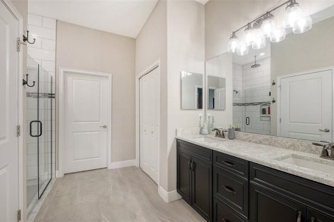 House in Palmetto, Florida 5 bedrooms, 273.97 sq.m. № 2215803 - photo 25