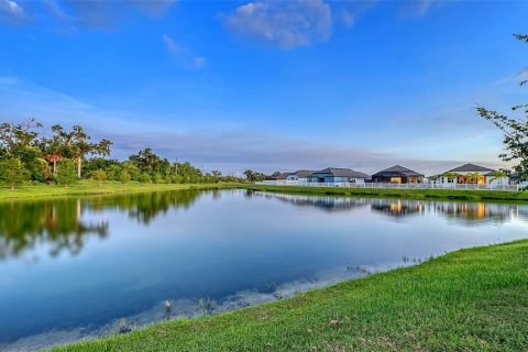 House in Palmetto, Florida 5 bedrooms, 273.97 sq.m. № 2215803 - photo 7