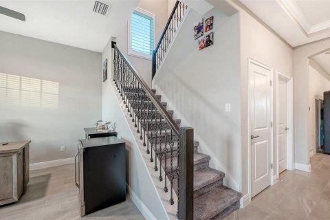 House in Palmetto, Florida 5 bedrooms, 273.97 sq.m. № 2215803 - photo 29