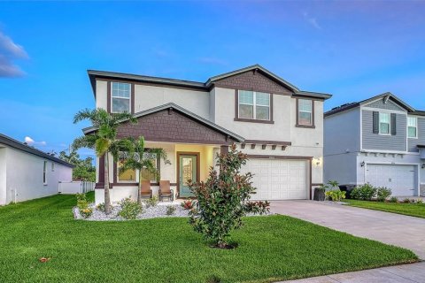 House in Palmetto, Florida 5 bedrooms, 273.97 sq.m. № 2215803