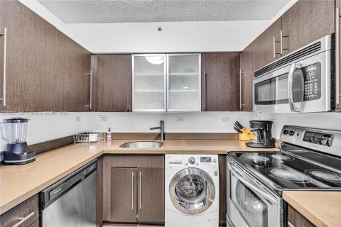 Copropriété à vendre à Miami Beach, Floride: 2 chambres, 98.66 m2 № 1977252 - photo 20