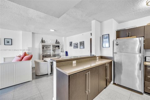 Copropriété à vendre à Miami Beach, Floride: 2 chambres, 98.66 m2 № 1977252 - photo 18