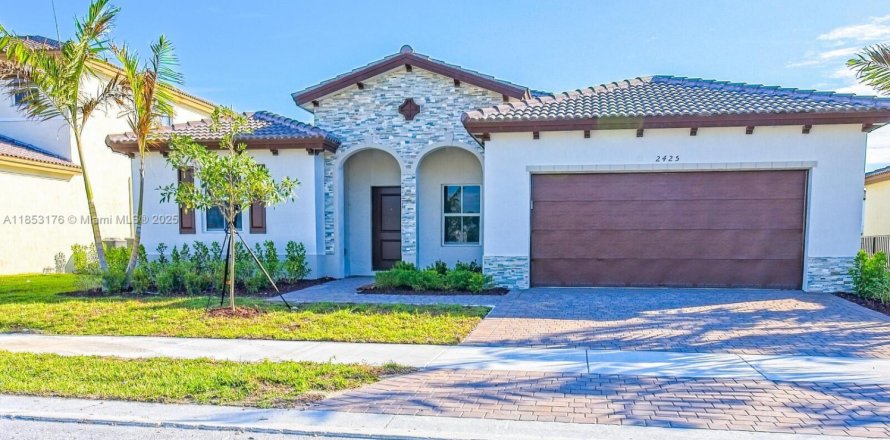 Villa ou maison à Homestead, Floride 4 chambres, 256.69 m2 № 1877614