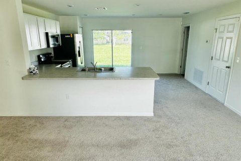 Villa ou maison à louer à Port St. Lucie, Floride: 3 chambres, 114.55 m2 № 2387983 - photo 3