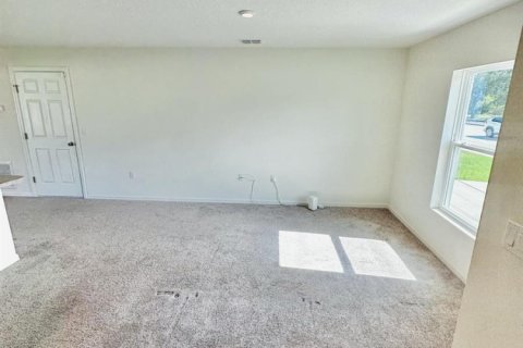 Villa ou maison à louer à Port St. Lucie, Floride: 3 chambres, 114.55 m2 № 2387983 - photo 2