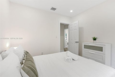 Купить виллу или дом в Норт-Майами, Флорида 3 спальни, 128.86м2, № 2005358 - фото 30