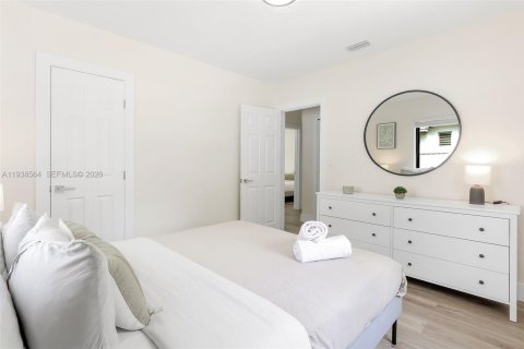 Купить виллу или дом в Норт-Майами, Флорида 3 спальни, 128.86м2, № 2005358 - фото 26