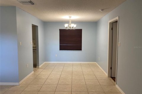 Villa ou maison à louer à Orlando, Floride: 3 chambres, 156.82 m2 № 2424346 - photo 7