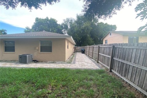 Villa ou maison à louer à Orlando, Floride: 3 chambres, 156.82 m2 № 2424346 - photo 27