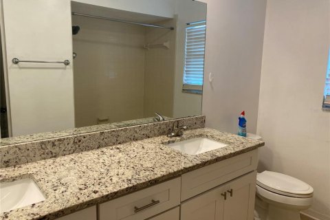 Villa ou maison à louer à Orlando, Floride: 3 chambres, 156.82 m2 № 2424346 - photo 14