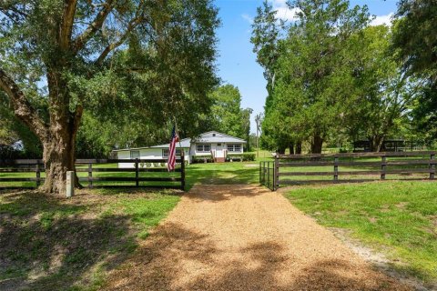 Villa ou maison à vendre à Newberry, Floride: 3 chambres, 175.12 m2 № 2308906 - photo 4