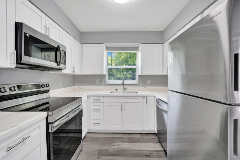 Casa en venta en Fort Lauderdale, Florida, 3 dormitorios, 148.64 m2 № 2382801 - foto 8