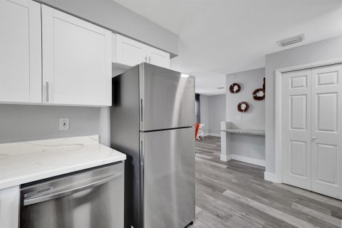 Casa en venta en Fort Lauderdale, Florida, 3 dormitorios, 148.64 m2 № 2382801 - foto 10