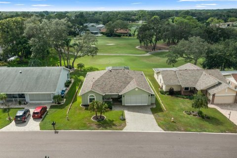 Casa en venta en Spring Hill, Florida, 2 dormitorios, 158.03 m2 № 2385916 - foto 2