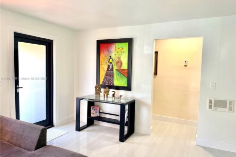 Villa ou maison à vendre à Cooper City, Floride: 2 chambres, 104.14 m2 № 1942328 - photo 3