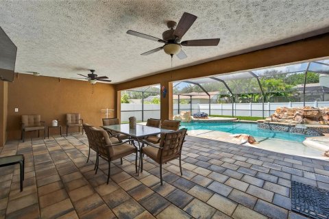 Casa en venta en Valrico, Florida, 4 dormitorios, 234.76 m2 № 1870826 - foto 11