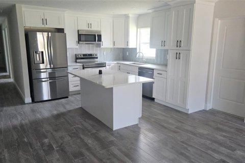 Casa en venta en Palmetto, Florida, 3 dormitorios, 157.93 m2 № 1916620 - foto 4