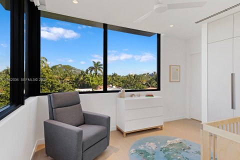 House in Miami Beach, Florida 5 bedrooms № 2026277 - photo 27