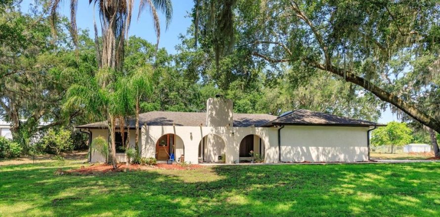 Casa en Leesburg, Florida 3 dormitorios, 193.42 m2 № 1684627