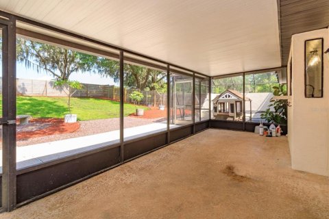 House in Leesburg, Florida 3 bedrooms, 193.42 sq.m. № 1684627 - photo 30