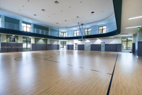 Condo in Doral, Florida, 3 bedrooms  № 2019745 - photo 30