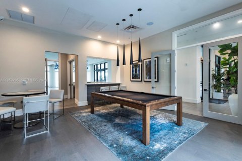 Condo in Doral, Florida, 3 bedrooms  № 2019745 - photo 20