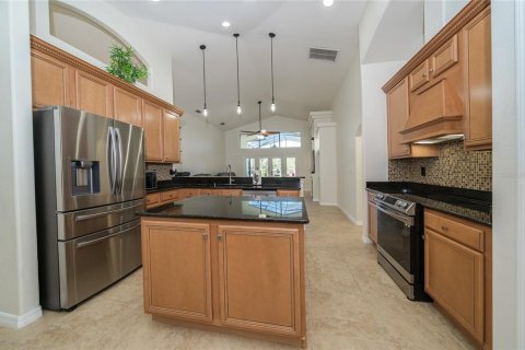 Villa ou maison à vendre à Wesley Chapel, Floride: 5 chambres, 275.18 m2 № 2215385 - photo 11