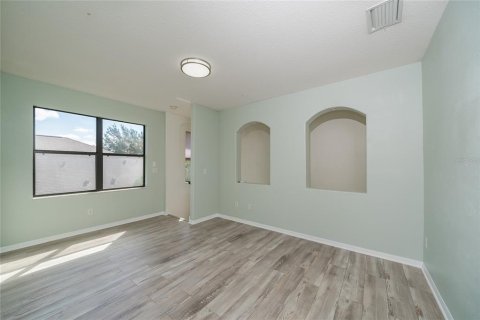 Villa ou maison à vendre à Wesley Chapel, Floride: 5 chambres, 275.18 m2 № 2215385 - photo 29