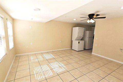 Casa en alquiler en Englewood, Florida, 1 dormitorio, 62.43 m2 № 2092875 - foto 21