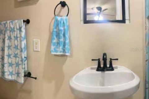 Casa en alquiler en Englewood, Florida, 1 dormitorio, 62.43 m2 № 2092875 - foto 17