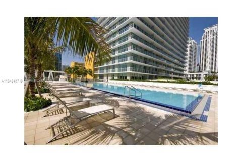 Condominio en alquiler en Miami, Florida, 2 dormitorios, 99.96 m2 № 1848778 - foto 8