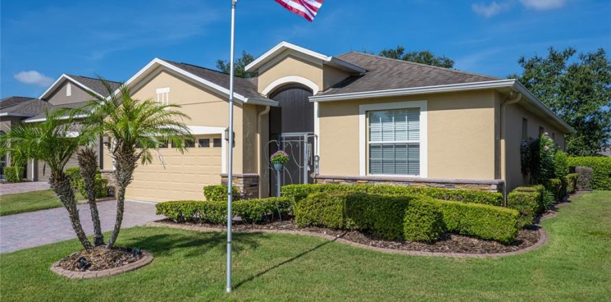 Villa ou maison à Clermont, Floride 3 chambres, 155.8 m2 № 2306000