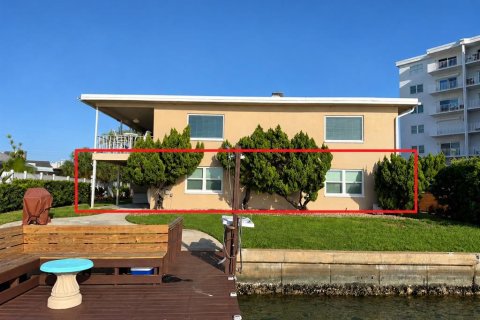Condo à Treasure Island, Floride, 2 chambres № 2370975