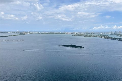 Снять в аренду кондоминиум в Майами, Флорида 1 спальня, 98.48м2, № 1929549 - фото 21