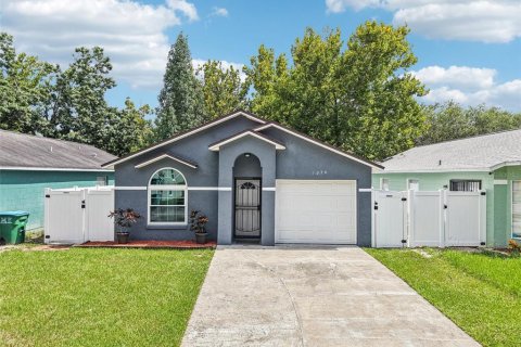 House in Maitland, Florida 3 bedrooms, 99.96 sq.m. № 1853056 - photo 1