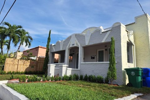 Immobilier commercial à vendre à Miami, Floride: 177.26 m2 № 1975966 - photo 2