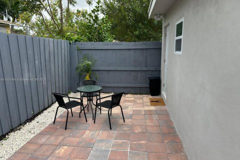 Immobilier commercial à vendre à Miami, Floride: 177.26 m2 № 1975966 - photo 26