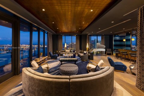Copropriété à vendre à Miami, Floride: 3 chambres, 254.83 m2 № 1953627 - photo 22