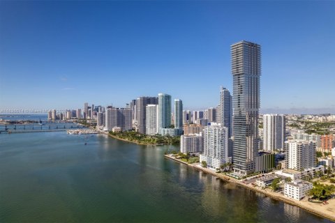 Copropriété à vendre à Miami, Floride: 3 chambres, 254.83 m2 № 1953627 - photo 27