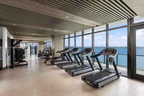 Copropriété à vendre à Miami, Floride: 3 chambres, 254.83 m2 № 1953627 - photo 17