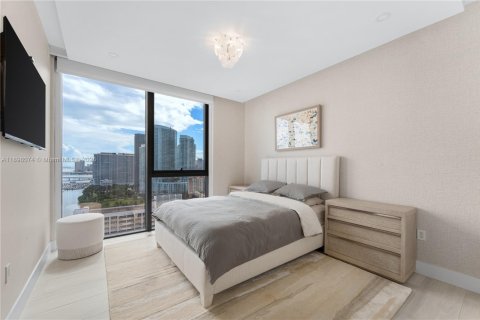 Copropriété à vendre à Miami, Floride: 3 chambres, 254.83 m2 № 1953627 - photo 10