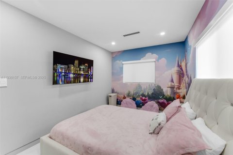 Villa ou maison à vendre à Miami, Floride: 4 chambres, 186.18 m2 № 1994241 - photo 15