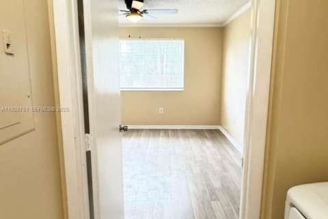 Appartement à louer à West Palm Beach, Floride: 2 chambres, 99.96 m2 № 1987203 - photo 11