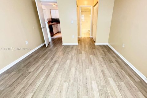 Appartement à louer à West Palm Beach, Floride: 2 chambres, 99.96 m2 № 1987203 - photo 8