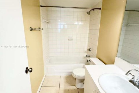 Appartement à louer à West Palm Beach, Floride: 2 chambres, 99.96 m2 № 1987203 - photo 10