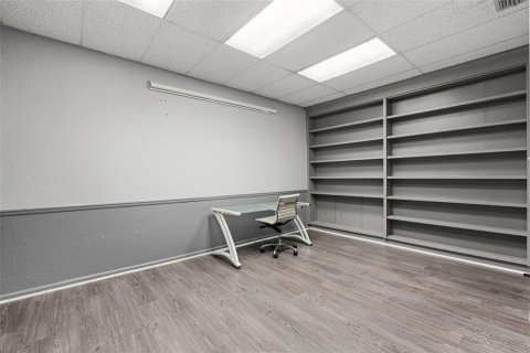 Commercial property in Orlando, Florida 283.17 sq.m. № 1840483 - photo 14