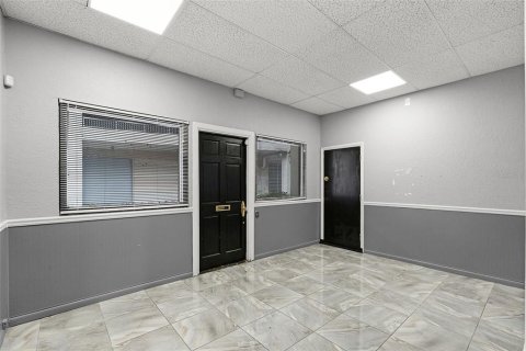 Commercial property in Orlando, Florida 283.17 sq.m. № 1840483 - photo 4