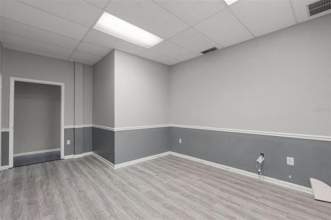 Commercial property in Orlando, Florida 283.17 sq.m. № 1840483 - photo 11